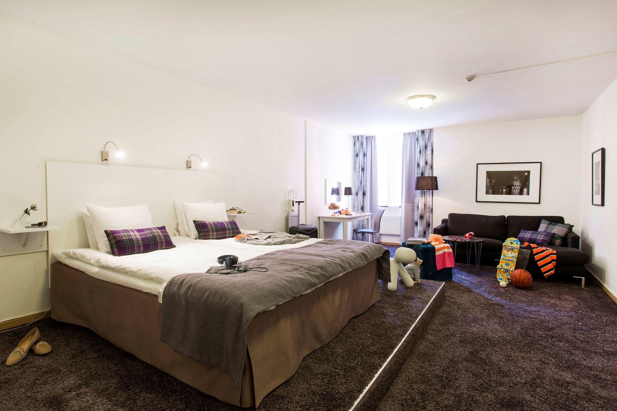 Hotel Western 3*