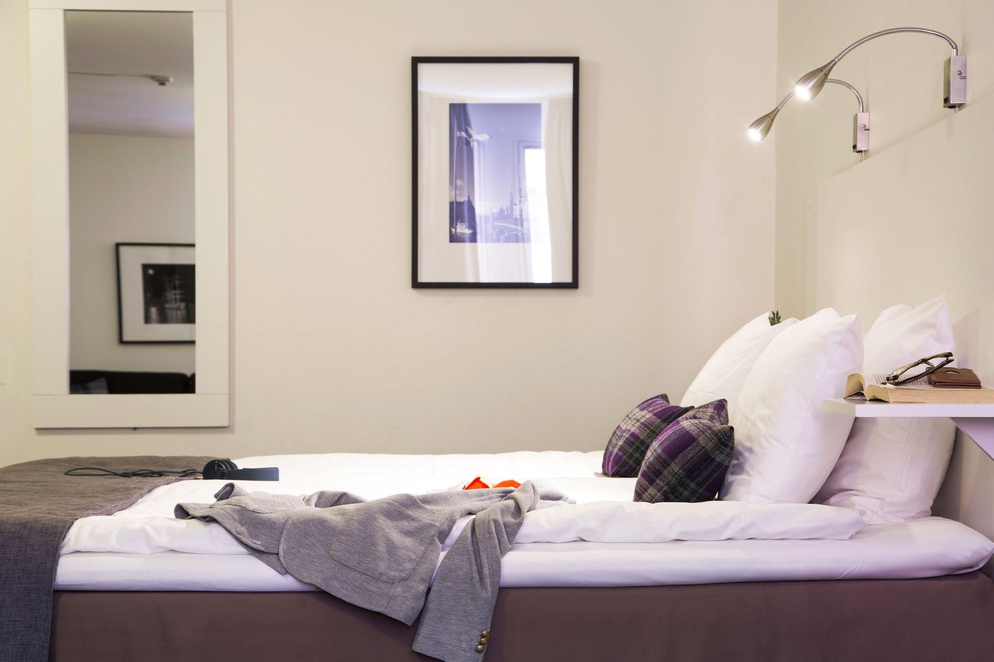 Western Hotel 3*